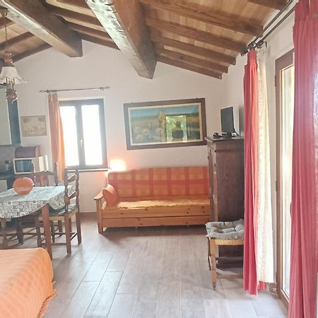 La Piccola Fattoria Βίλα Τόντι Εξωτερικό φωτογραφία