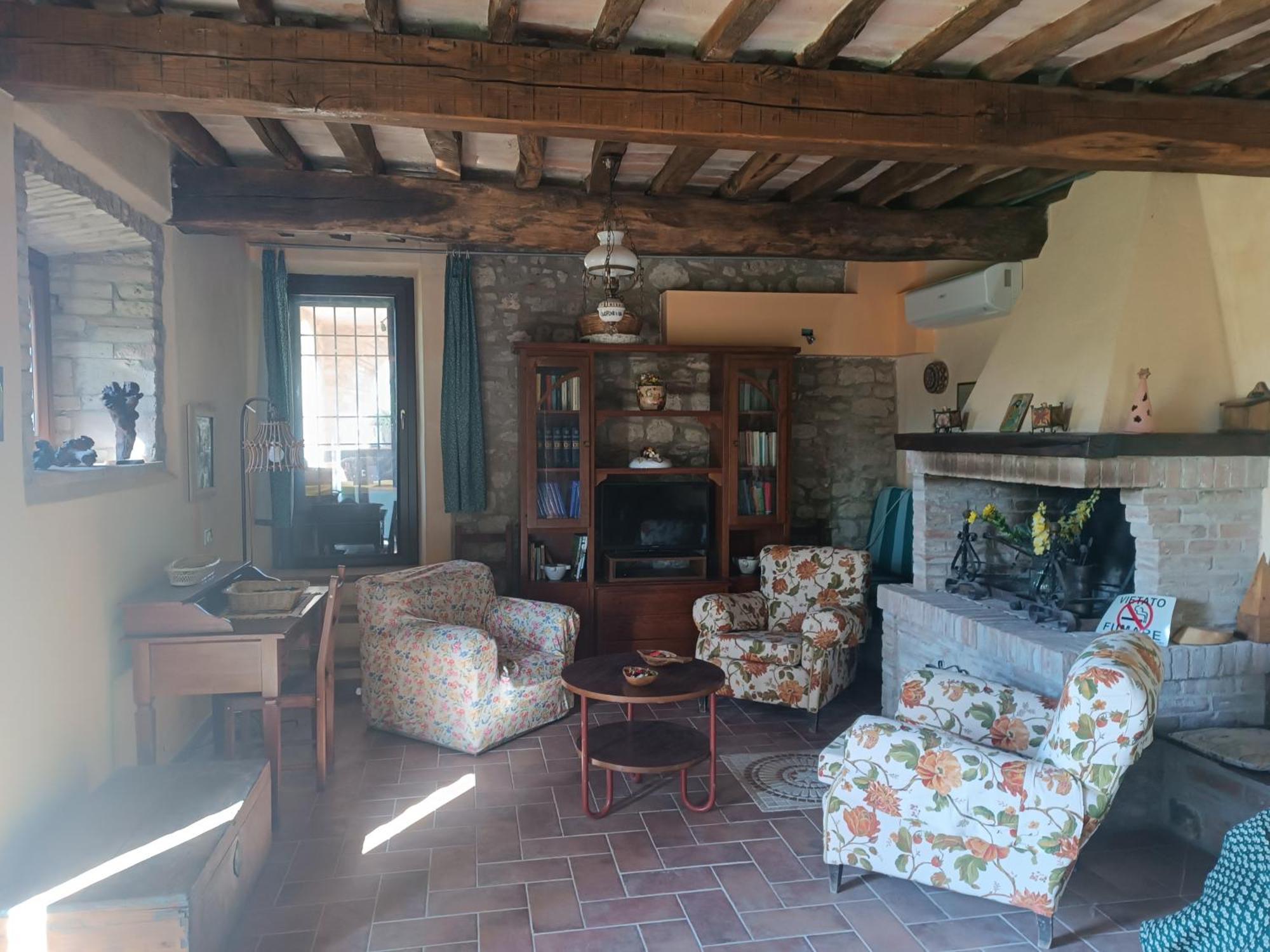 La Piccola Fattoria Βίλα Τόντι Εξωτερικό φωτογραφία