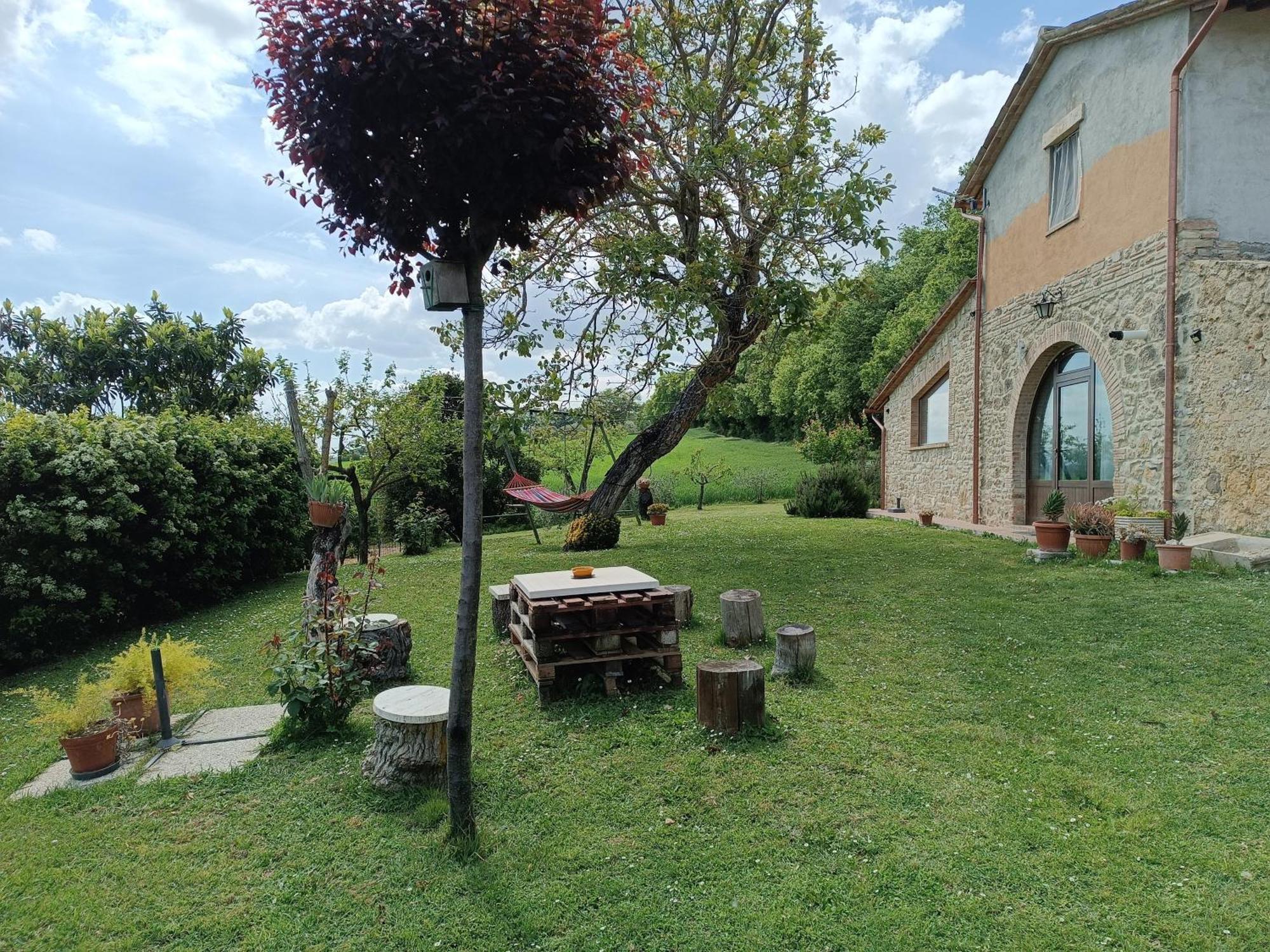 La Piccola Fattoria Βίλα Τόντι Εξωτερικό φωτογραφία